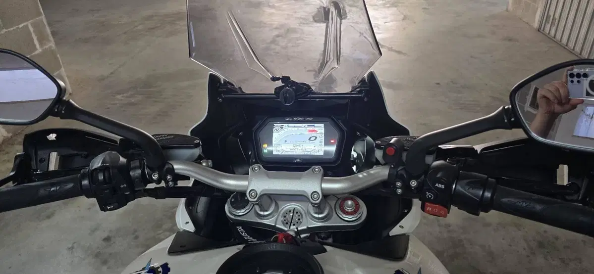 MV Agusta Turismo Veloce 800 Lusso (2014 - 16) (17)
