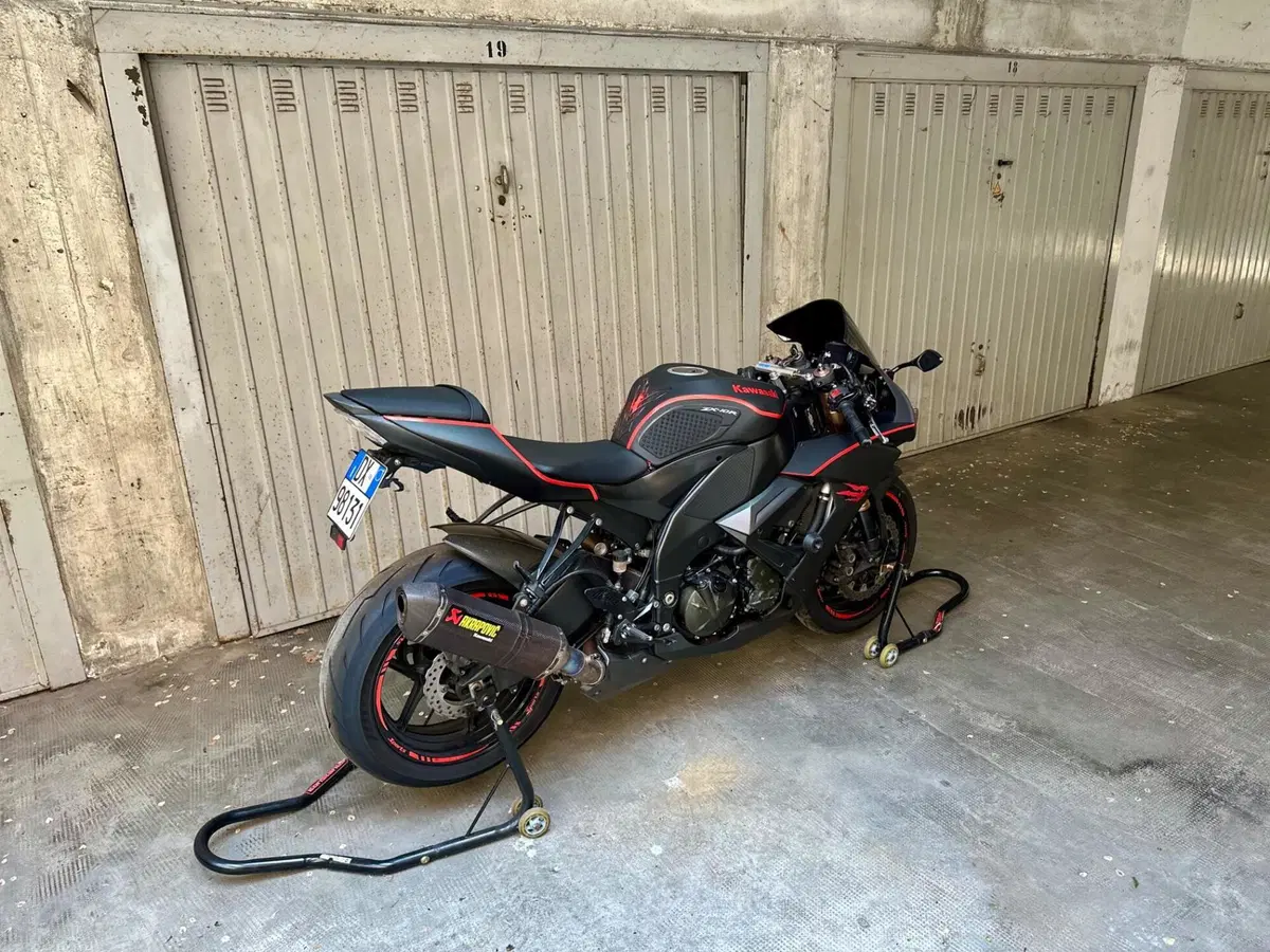 Kawasaki Ninja 1000 ZX-10R (2010 - 11) (5)
