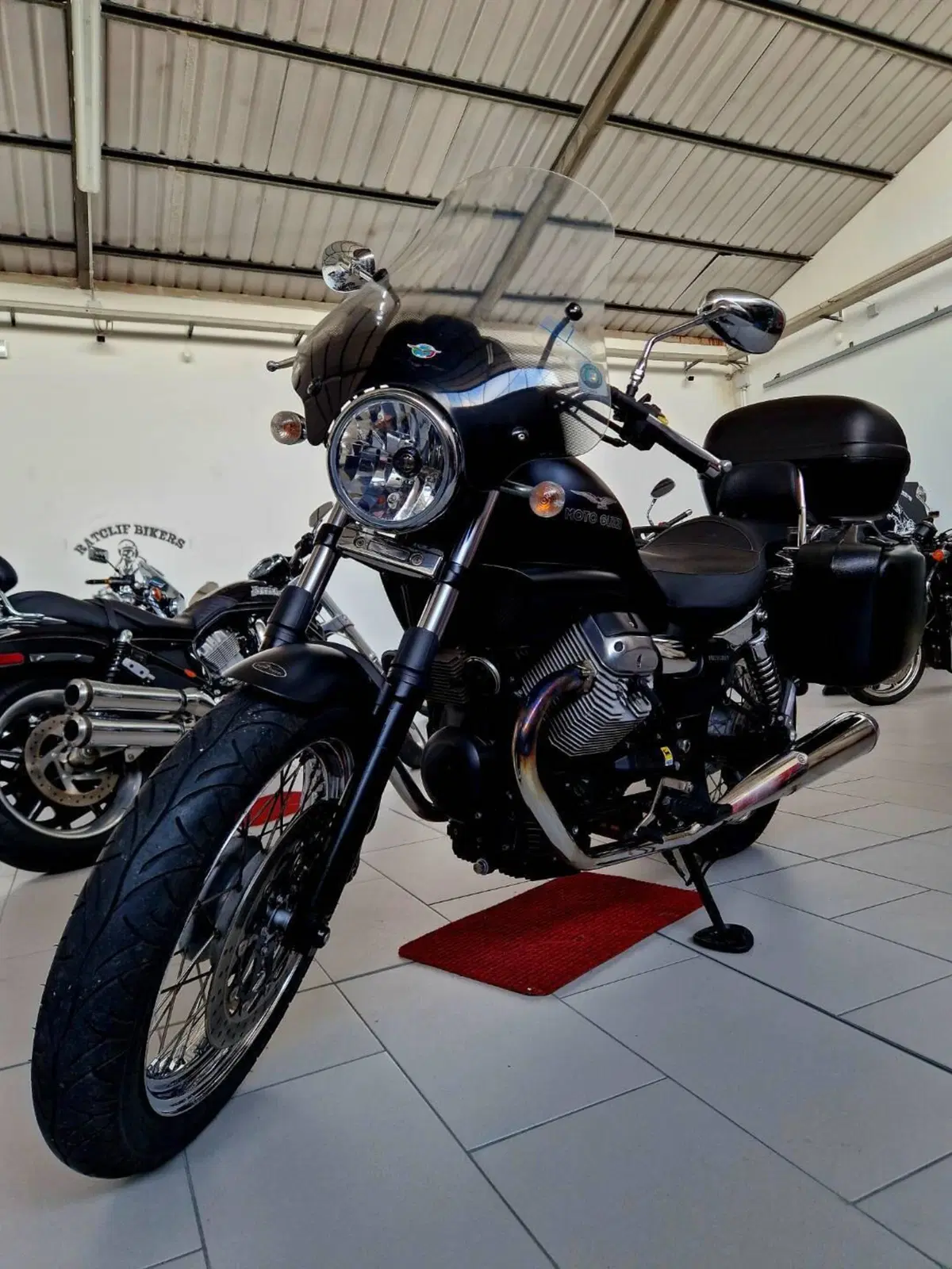 Moto Guzzi Nevada 750 Aquila Nera (2009 - 16) (4)