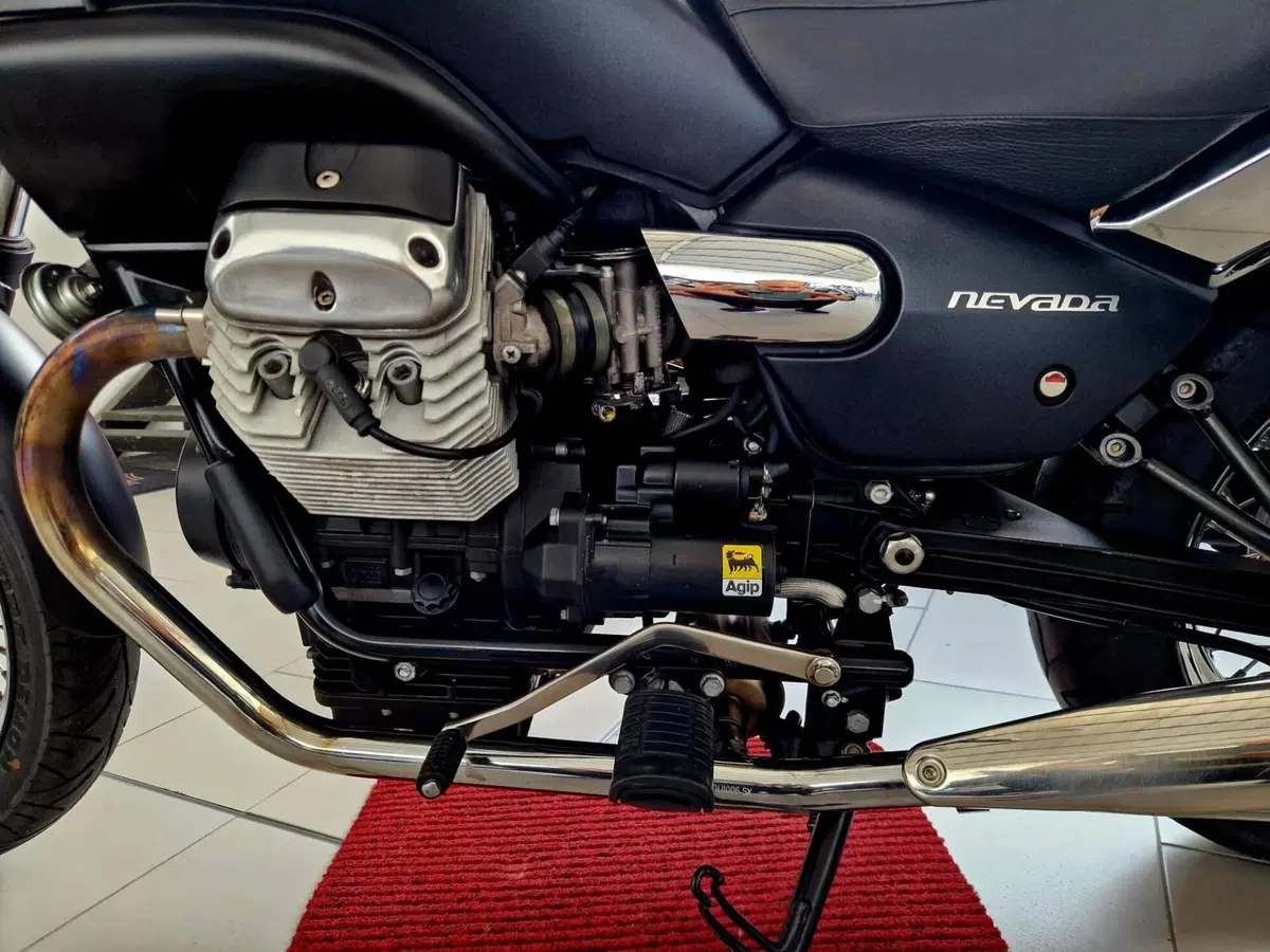Moto Guzzi Nevada 750 Aquila Nera (2009 - 16) (15)