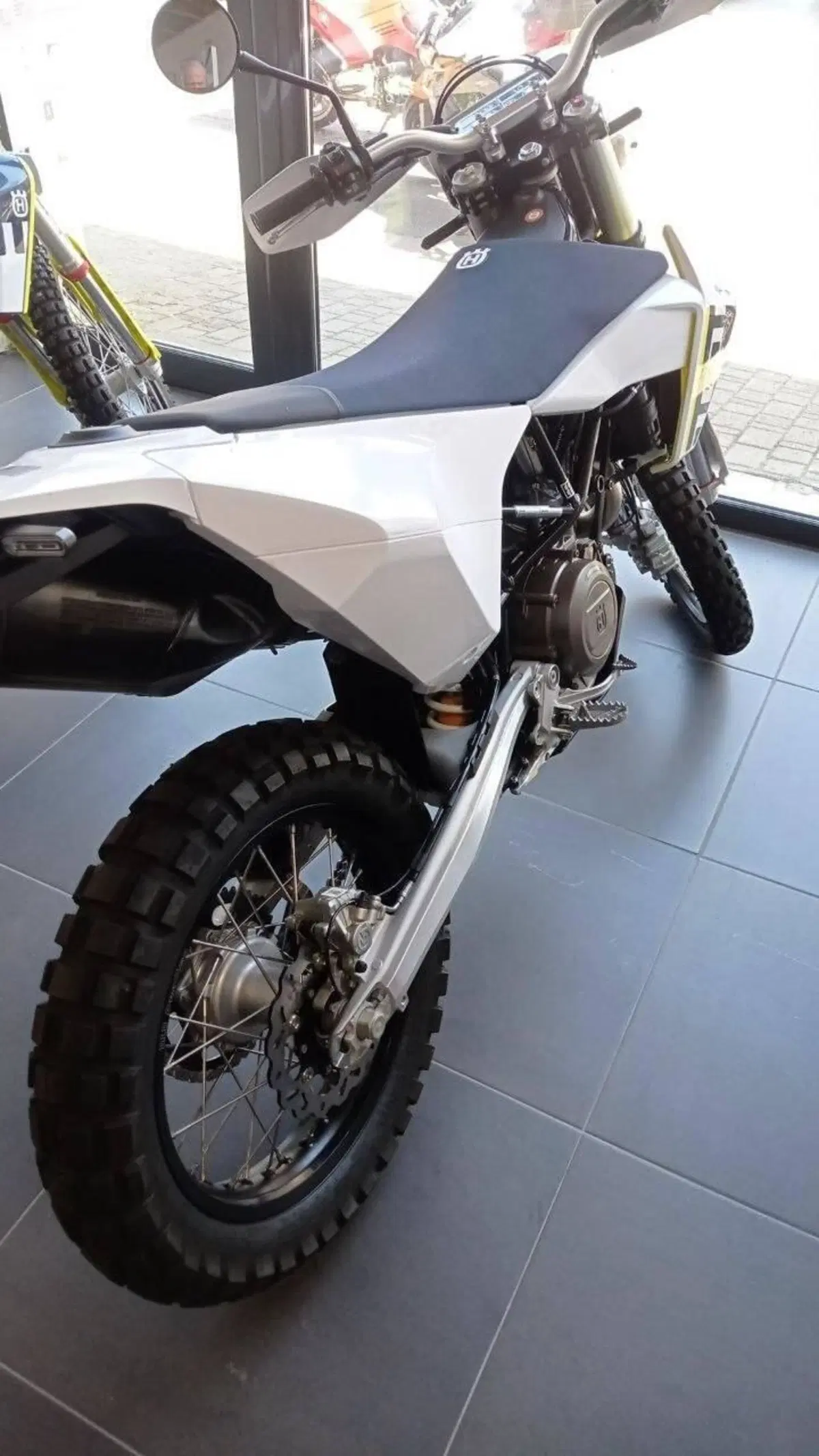 Husqvarna 701 Enduro (2026) (5)