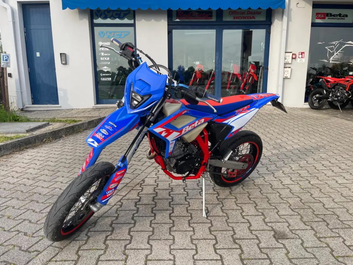 Betamotor RR 125 4T Motard R (2023 - 24) (2)