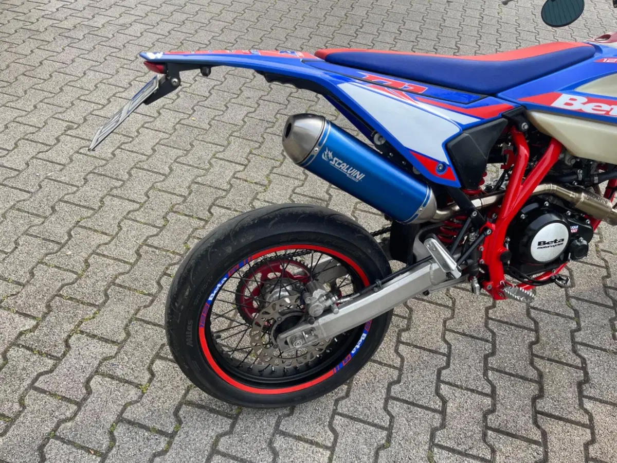 Betamotor RR 125 4T Motard R (2023 - 24) (4)