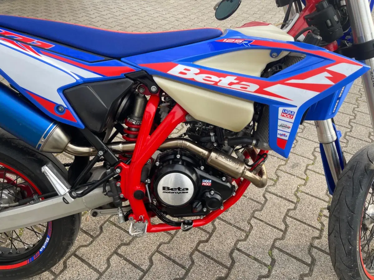 Betamotor RR 125 4T Motard R (2023 - 24) (6)