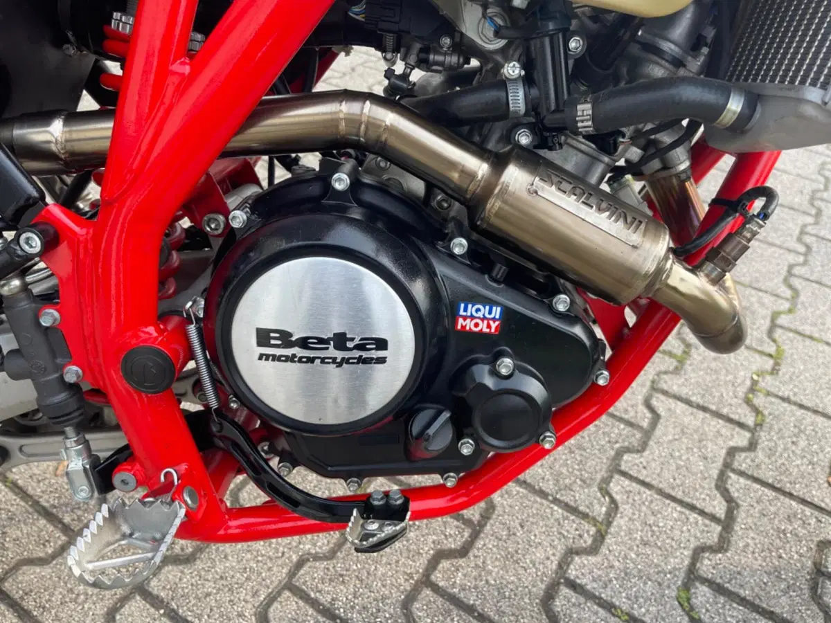 Betamotor RR 125 4T Motard R (2023 - 24) (8)