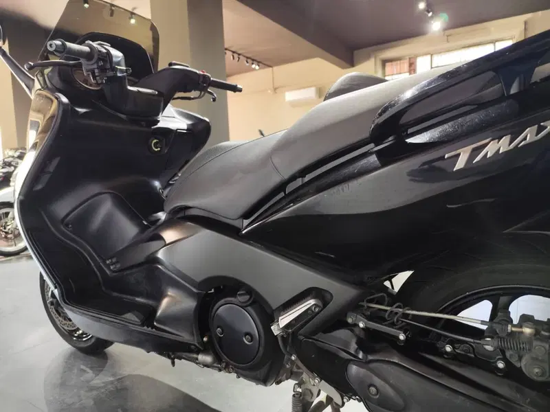 Yamaha T-Max 500 (2004 - 07) (6)