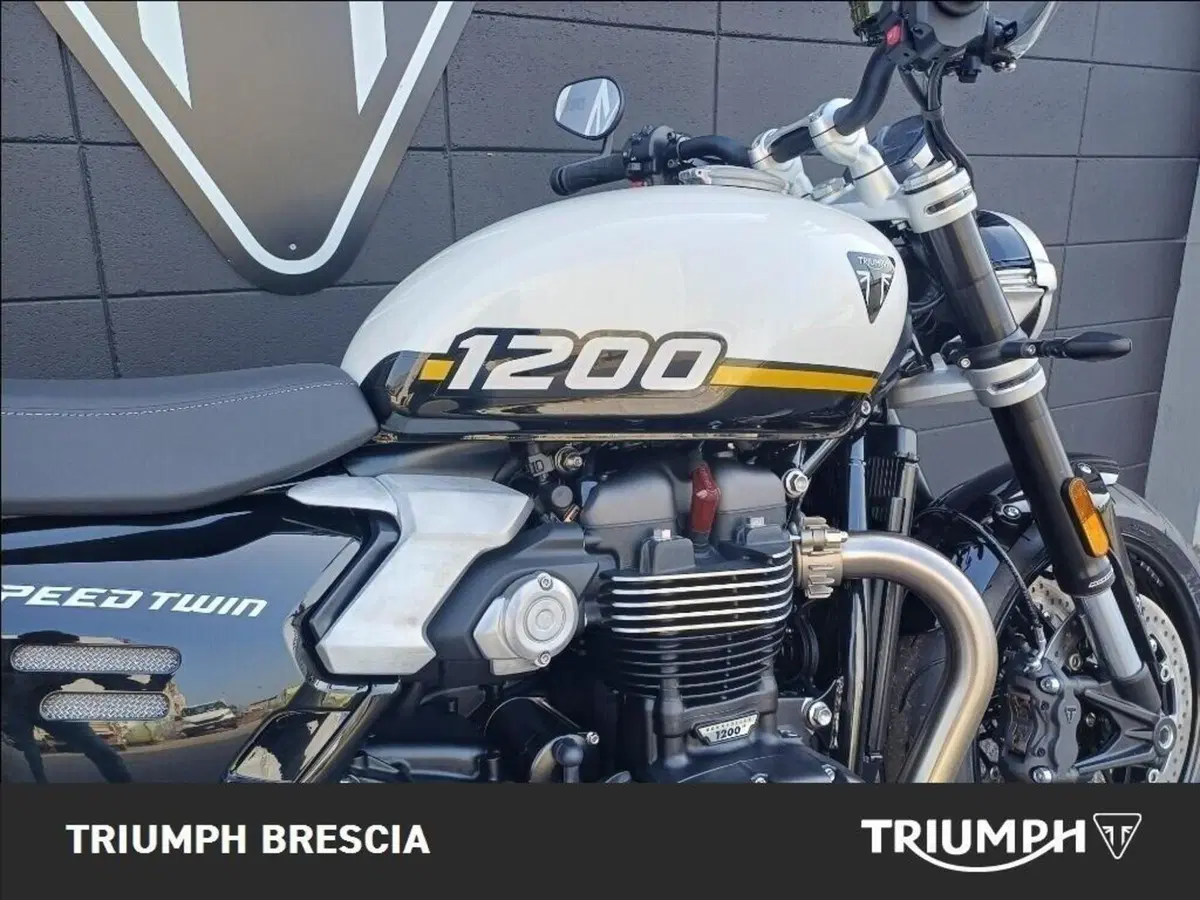 Triumph Speed Twin 1200 (2025 - 26) (5)