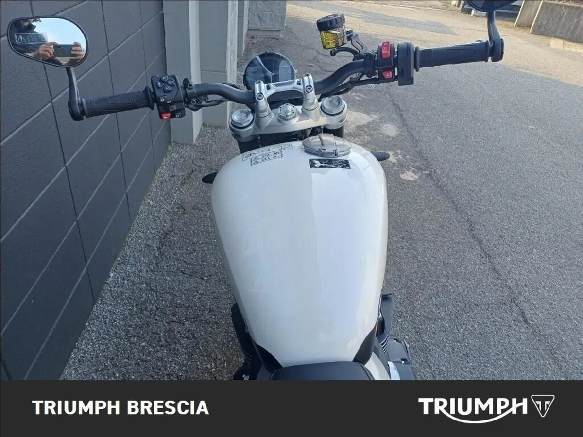 Triumph Speed Twin 1200 (2025 - 26) (8)