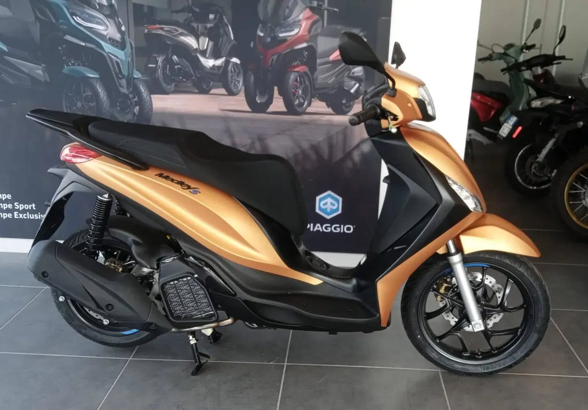 Piaggio Medley 200 S (2025 - 26) (4)
