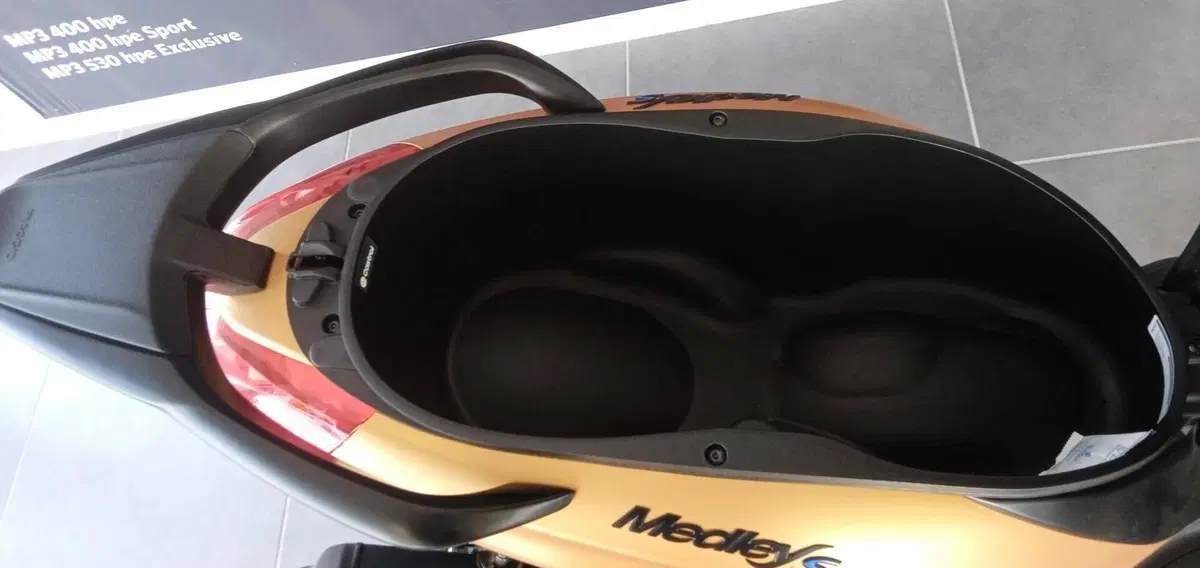 Piaggio Medley 200 S (2025 - 26) (12)