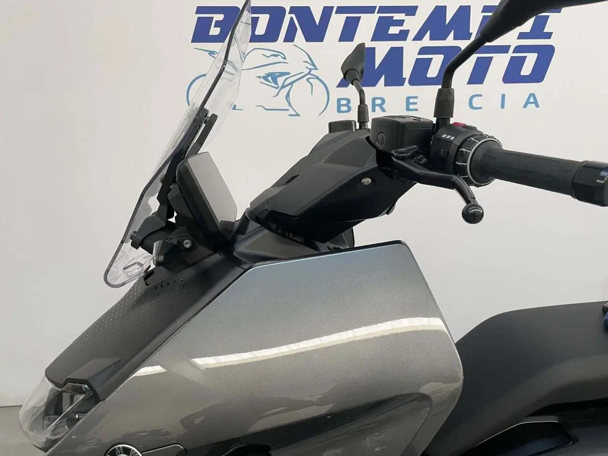Bmw CE 04 (2021 - 25) (10)