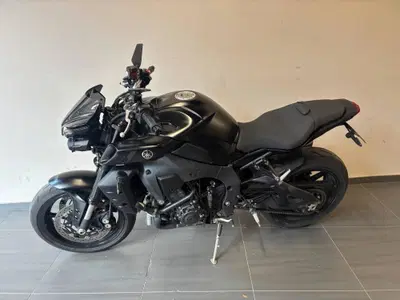 Yamaha MT-10 (2022 - 26) usata
