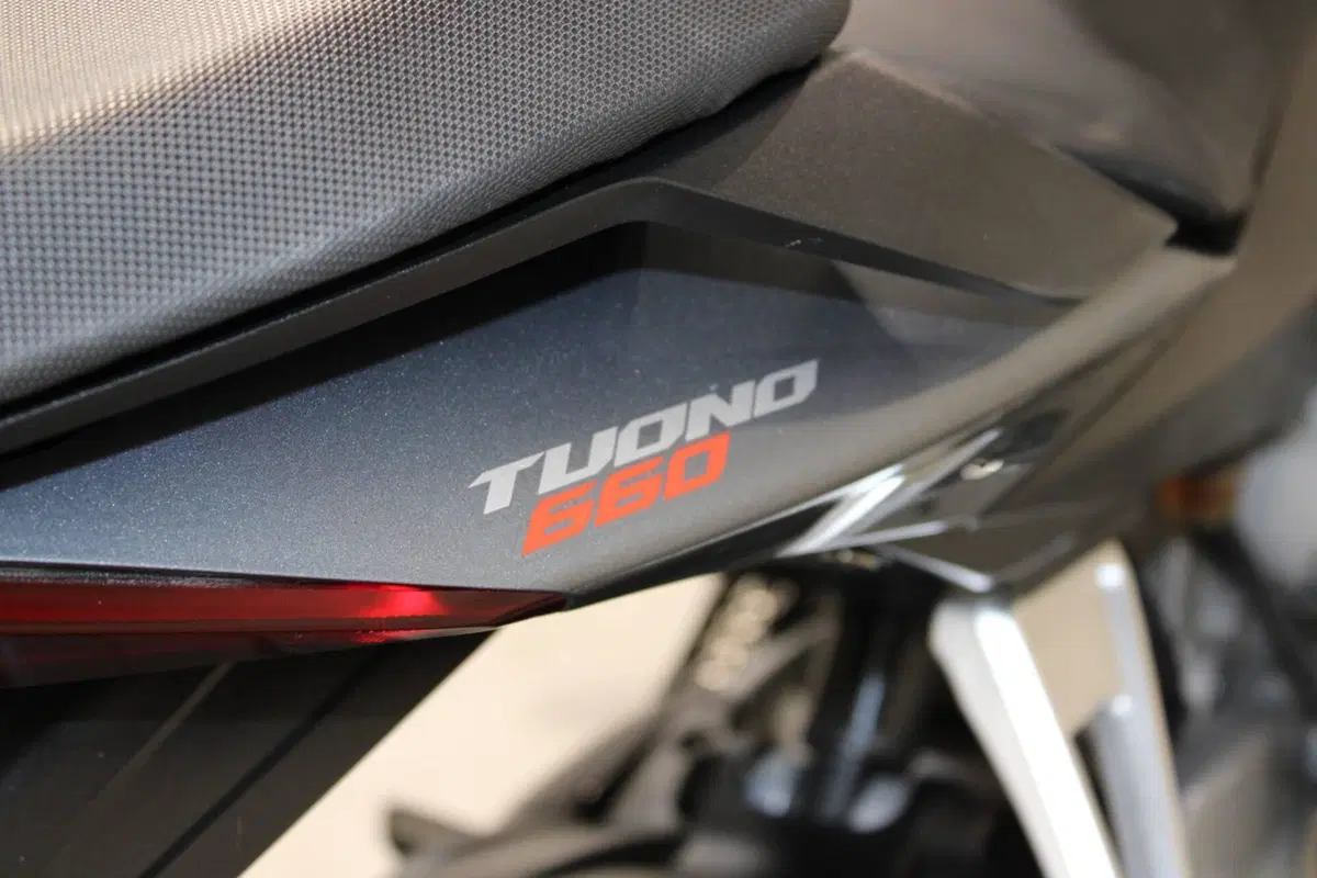 Aprilia Tuono 660 (2021 - 25) (8)