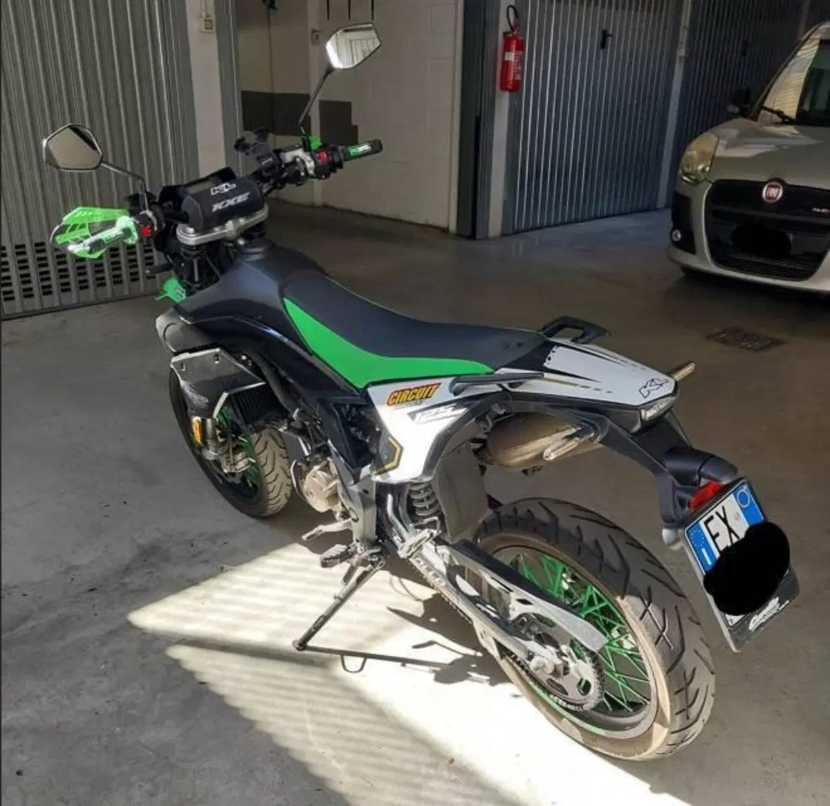 Kl KXE 125 Motard (2022 - 24) (2)