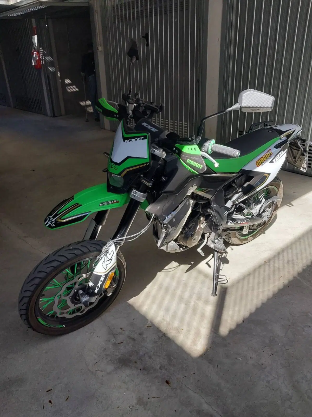 Kl KXE 125 Motard (2022 - 24) (8)
