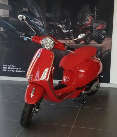 Vespa Primavera 125 RED (2025 - 26) nuova