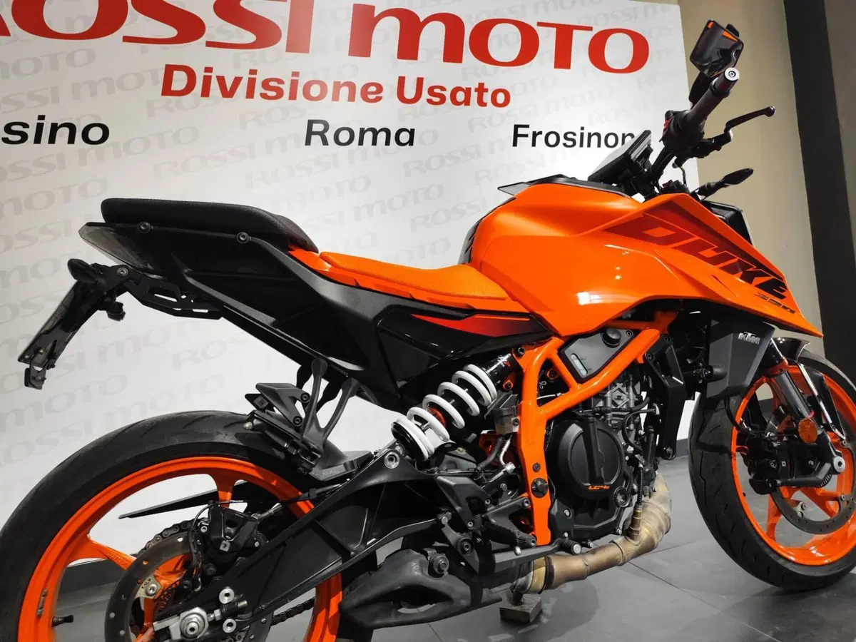 KTM 390 Duke (2024 - 25) (2)