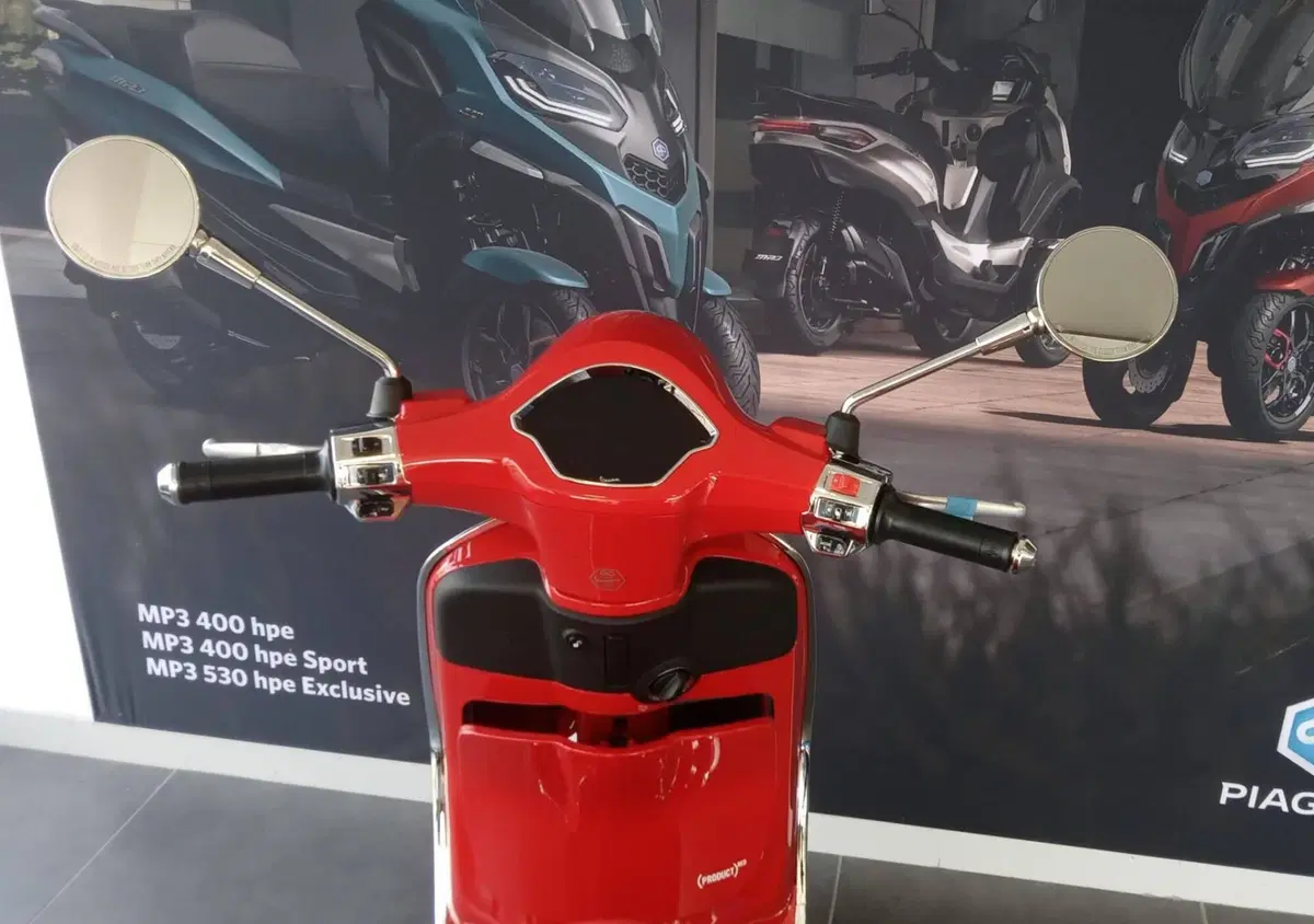 Vespa Primavera 125 RED (2025 - 26) (9)