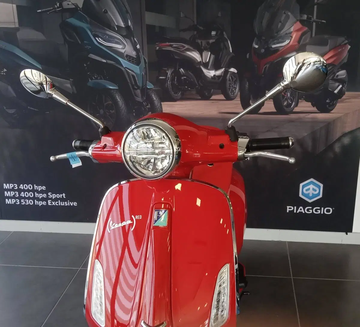 Vespa Primavera 125 RED (2025 - 26) (12)