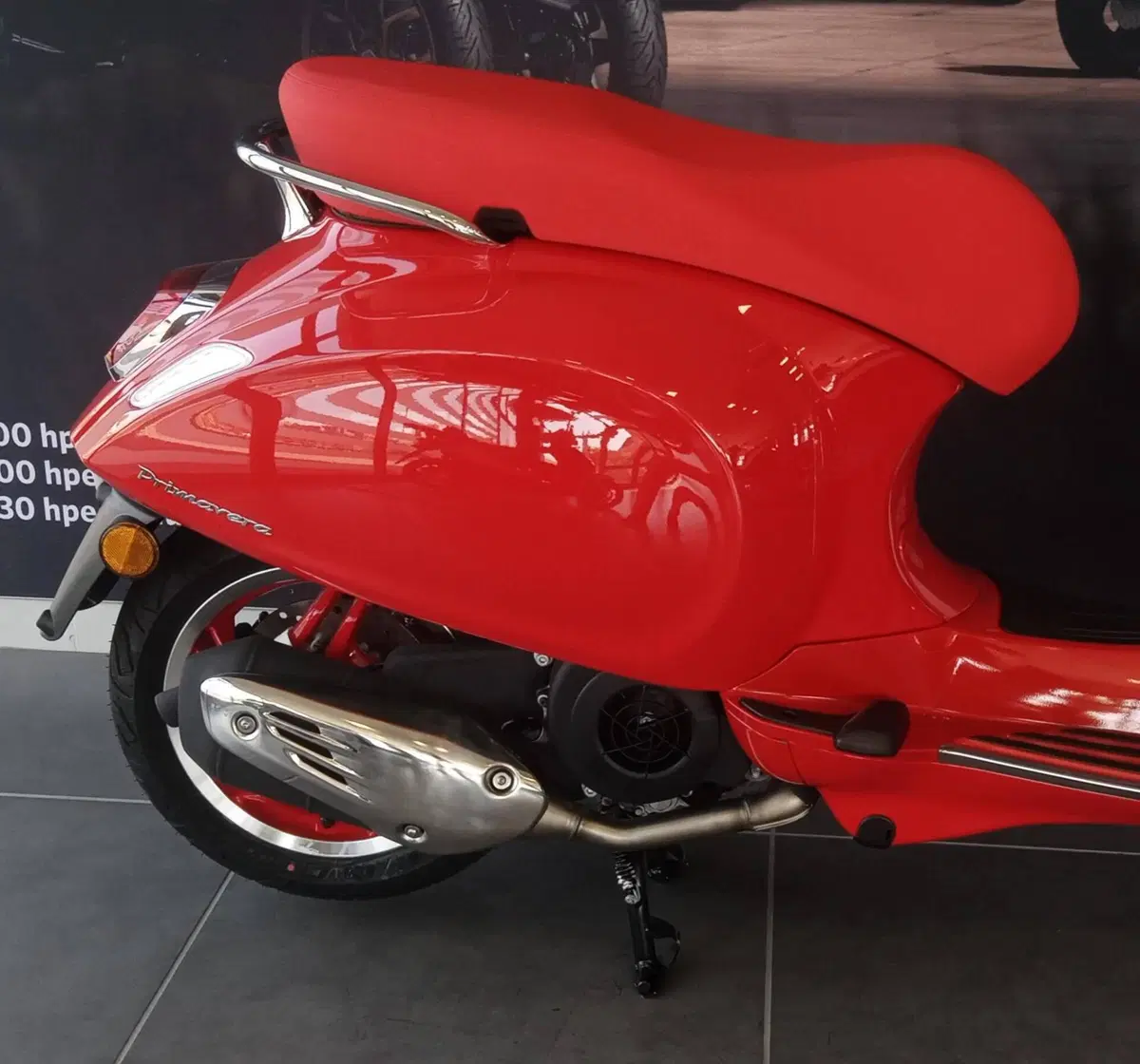 Vespa Primavera 125 RED (2025 - 26) (16)