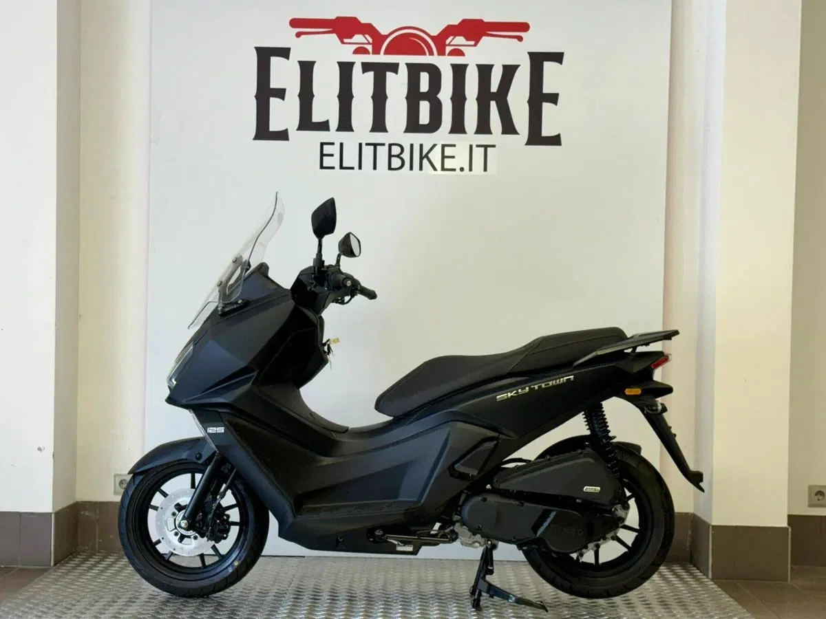 Kymco Skytown 125i (2024 - 26)
