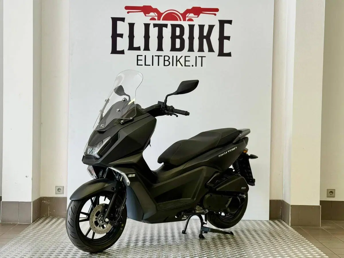 Kymco Skytown 125i (2024 - 26) (2)