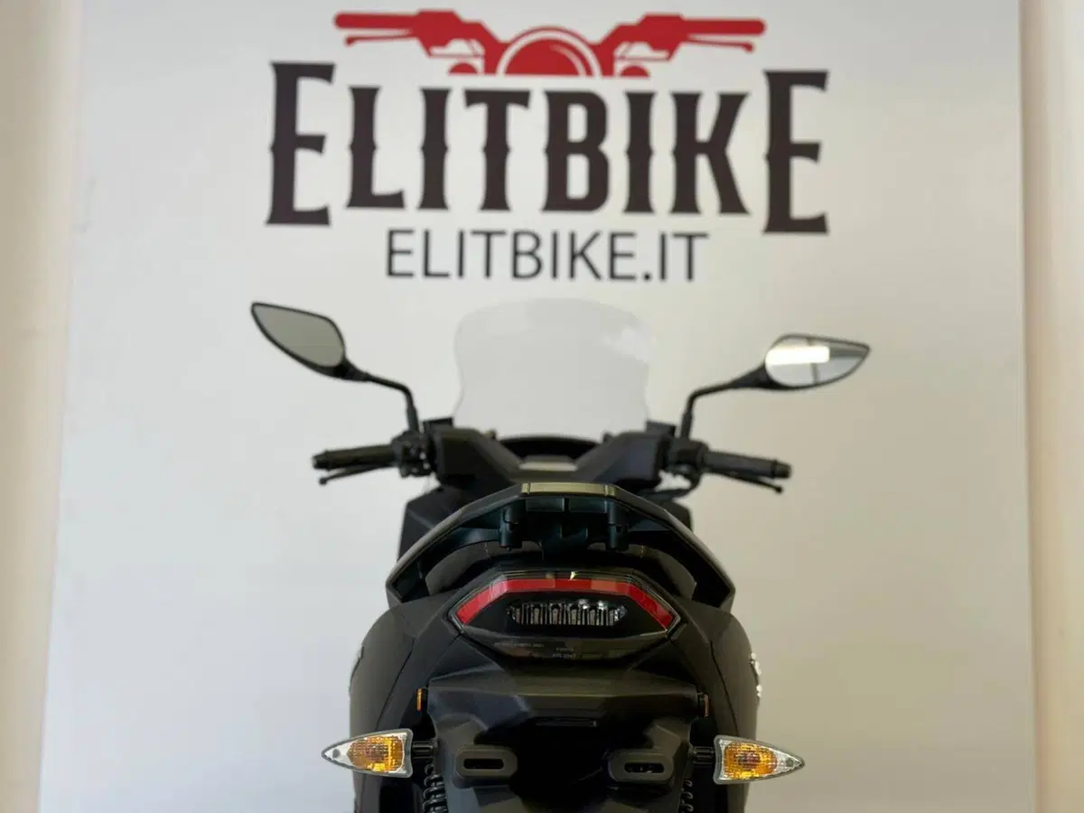 Kymco Skytown 125i (2024 - 26) (8)