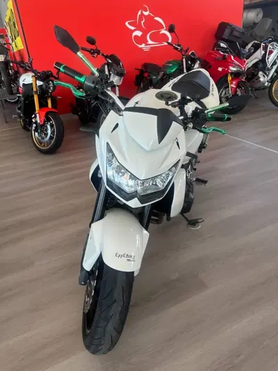 Kawasaki Z 750 (2007 - 14) usata