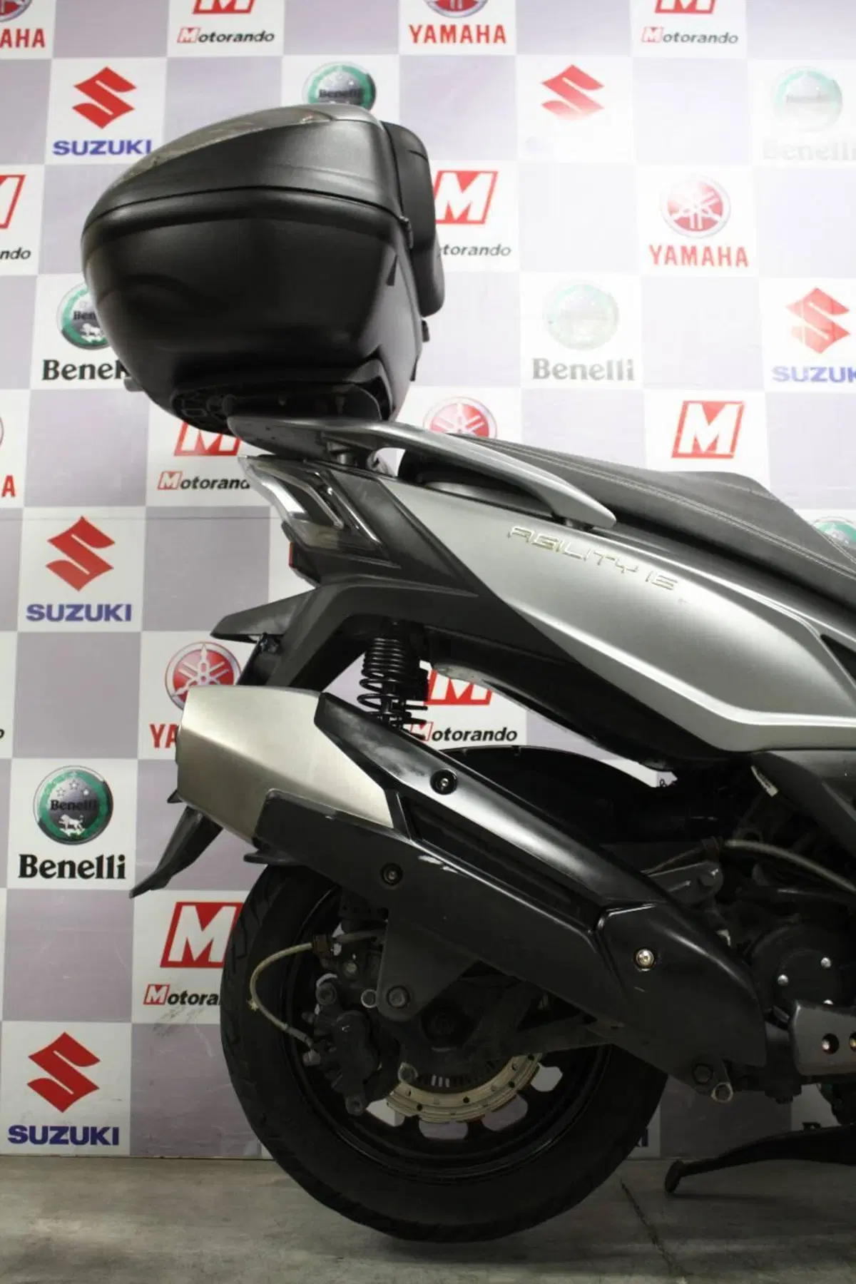 Kymco Agility 300i (2021 - 25) (4)
