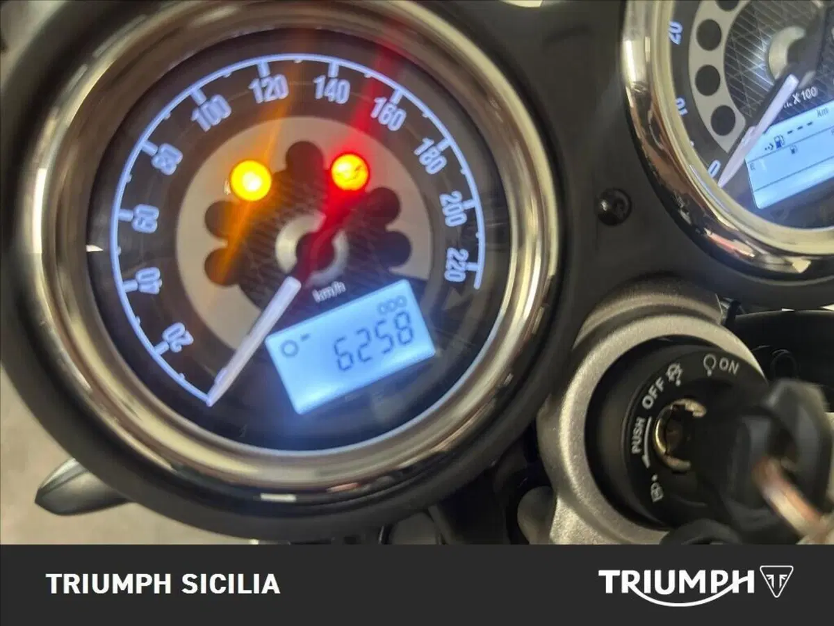 Triumph Speed Twin 1200 (2021 - 24) (10)