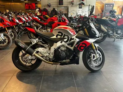 Aprilia Tuono V4 RR (2017 - 18) usata