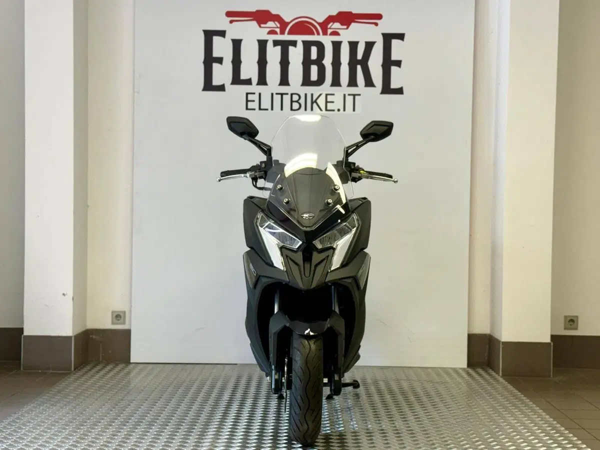 Kymco Dink R 150 Tunnel (2023 - 26) (3)