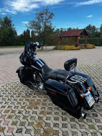 Harley-Davidson 1584 Street Glide (2008 - 10) - FLHX usata