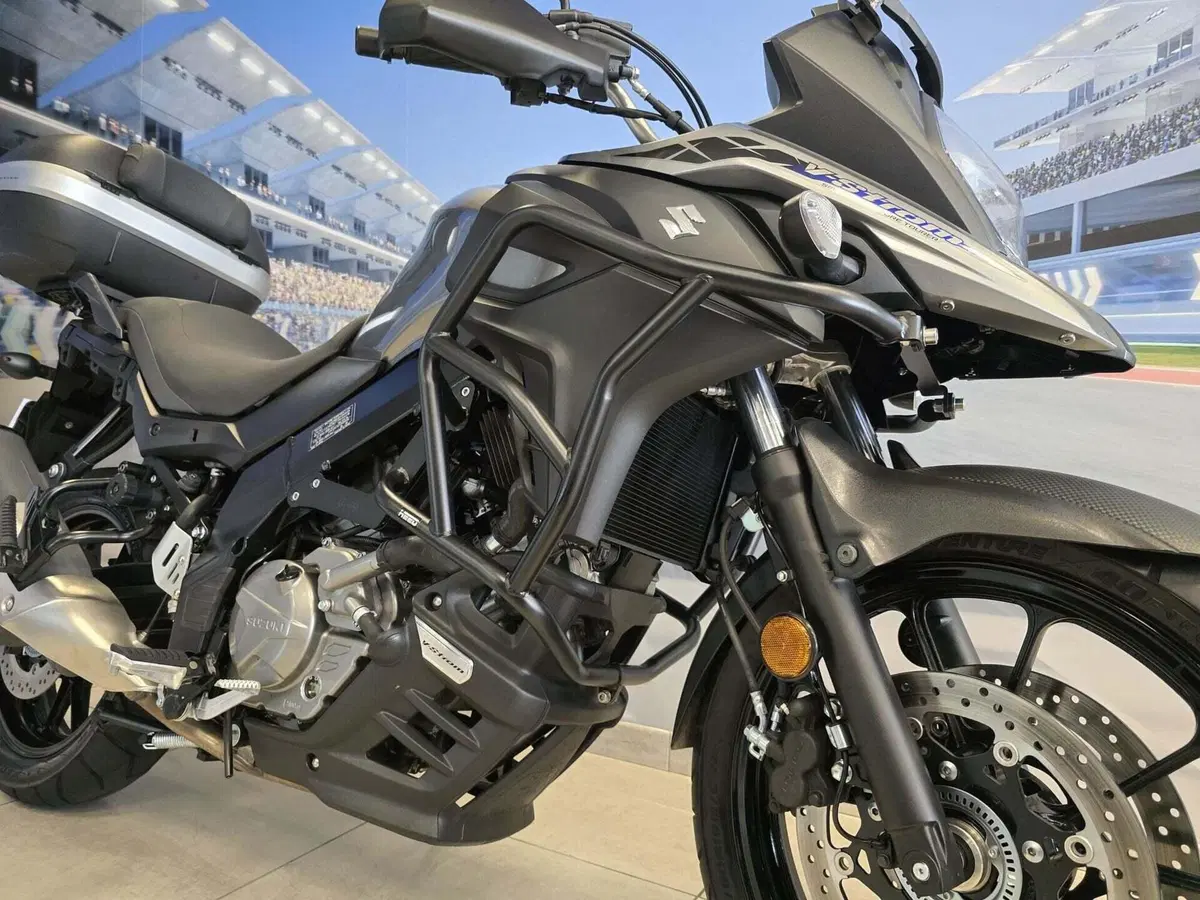 Suzuki V-Strom 650 (2021 - 25) (13)