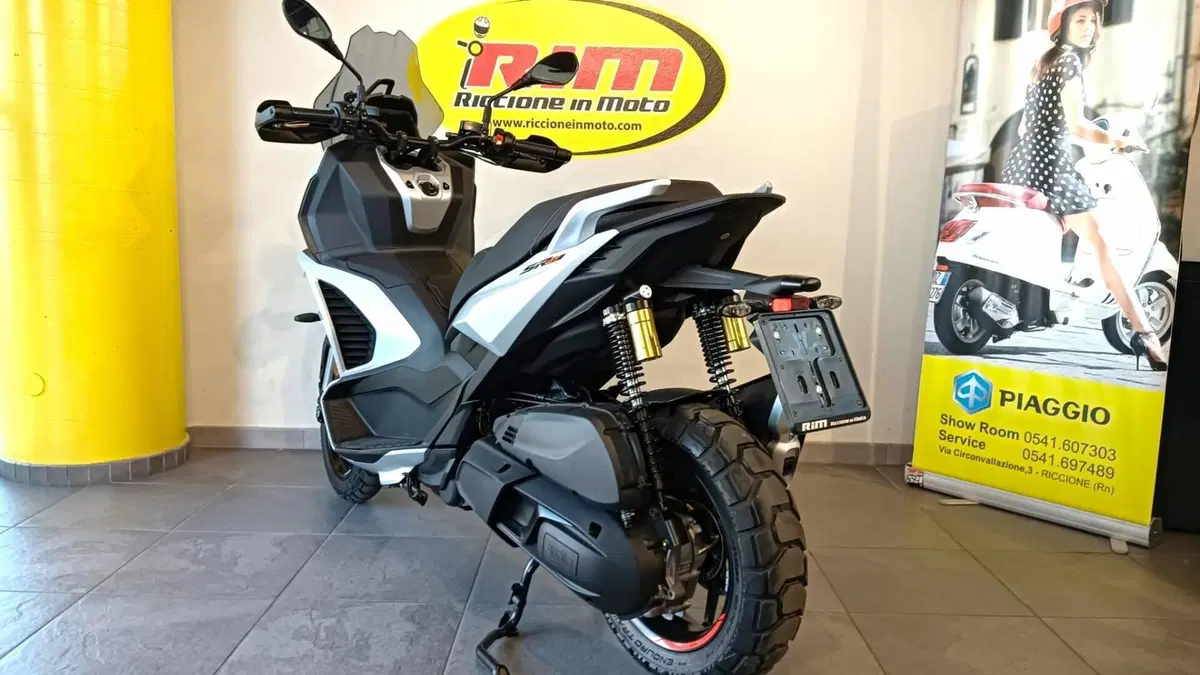 Aprilia SR GT 400 (2026) (5)
