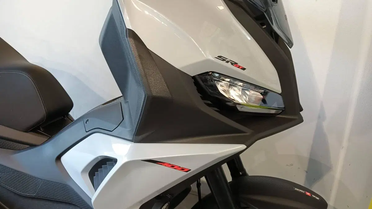 Aprilia SR GT 400 (2026) (6)