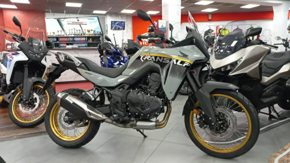 Honda Transalp XL750 (2025)