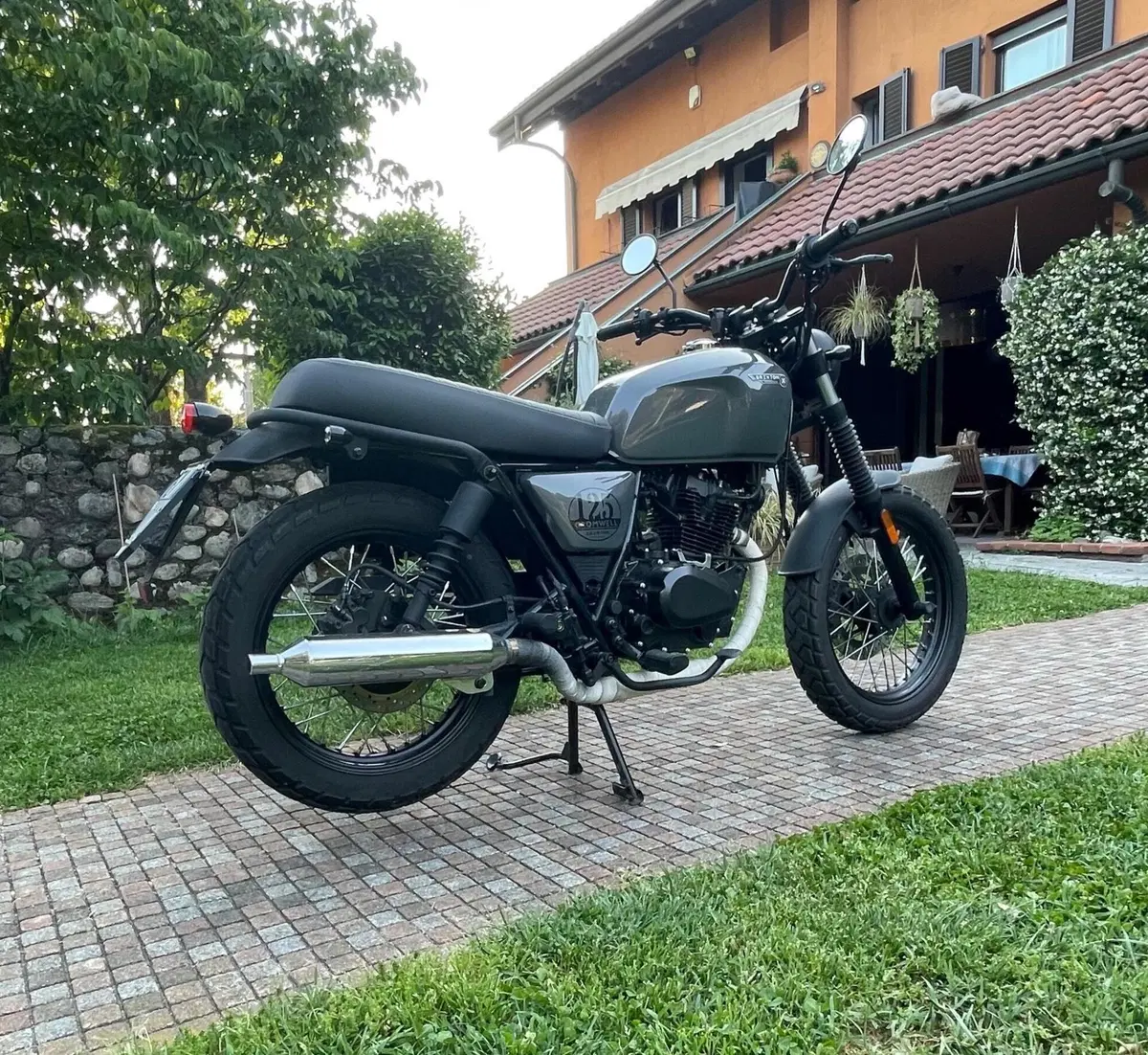 Brixton Motorcycles Cromwell 125 CBS (2021 - 26) (5)