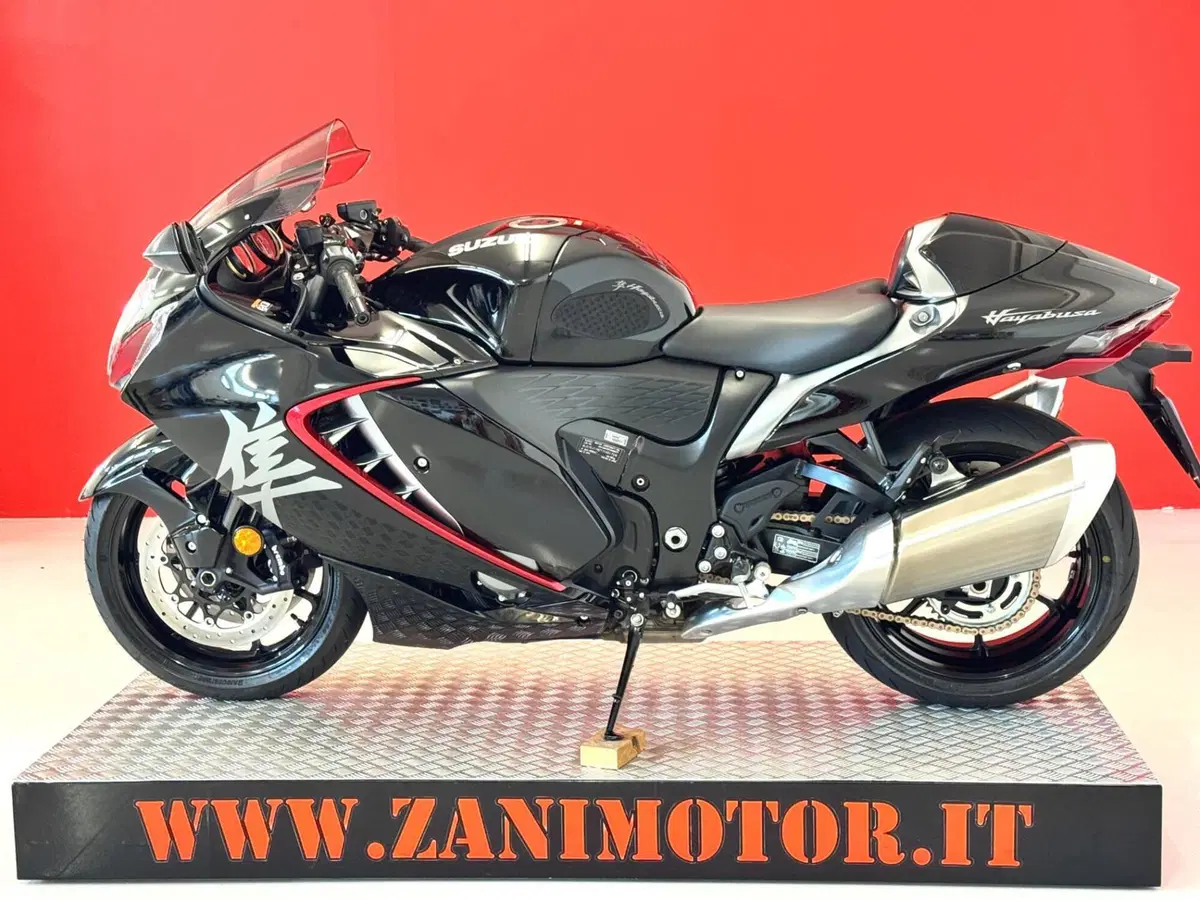 Suzuki GSX 1300 R Hayabusa (2026) (5)
