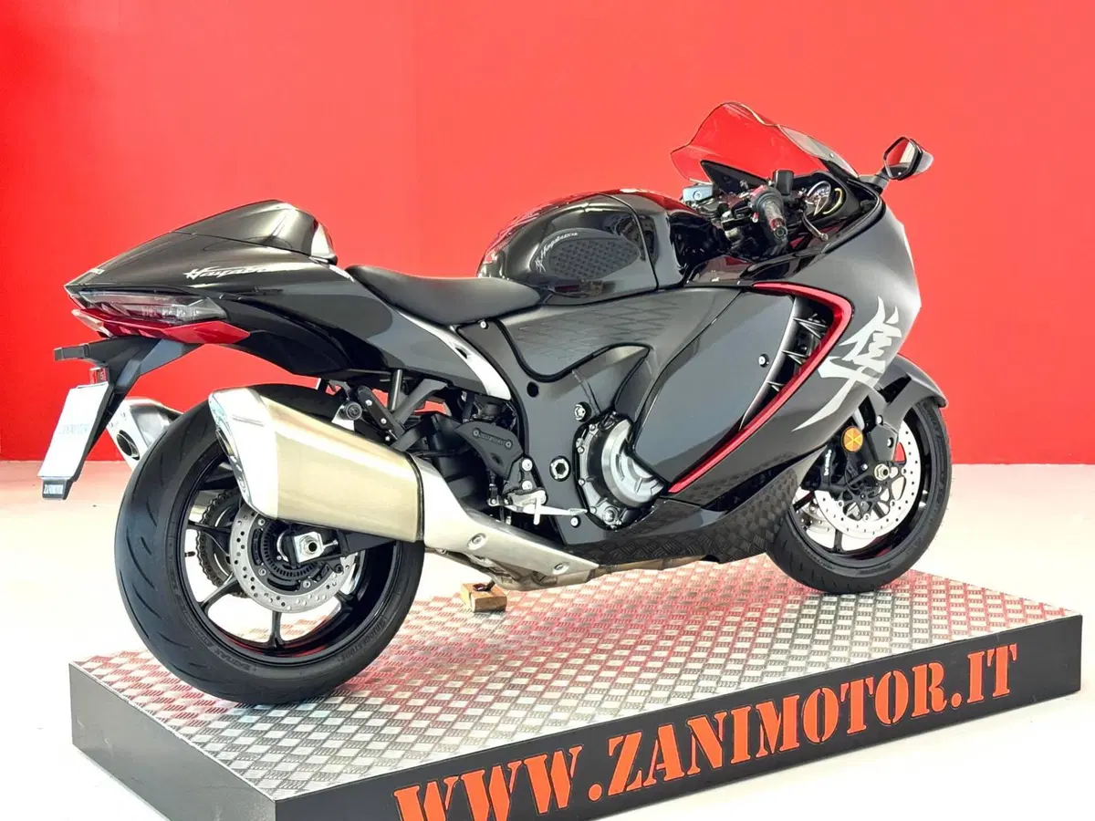 Suzuki GSX 1300 R Hayabusa (2026) (8)
