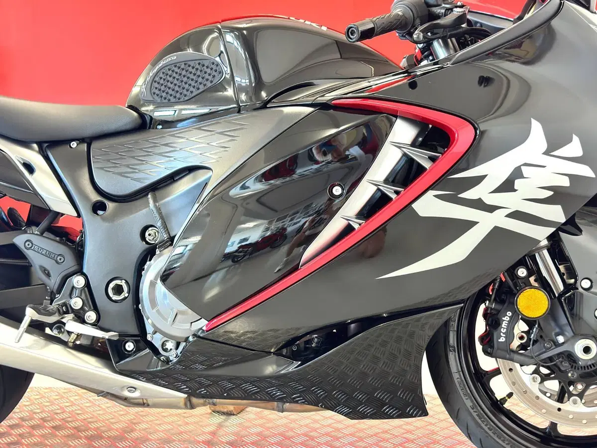 Suzuki GSX 1300 R Hayabusa (2026) (10)