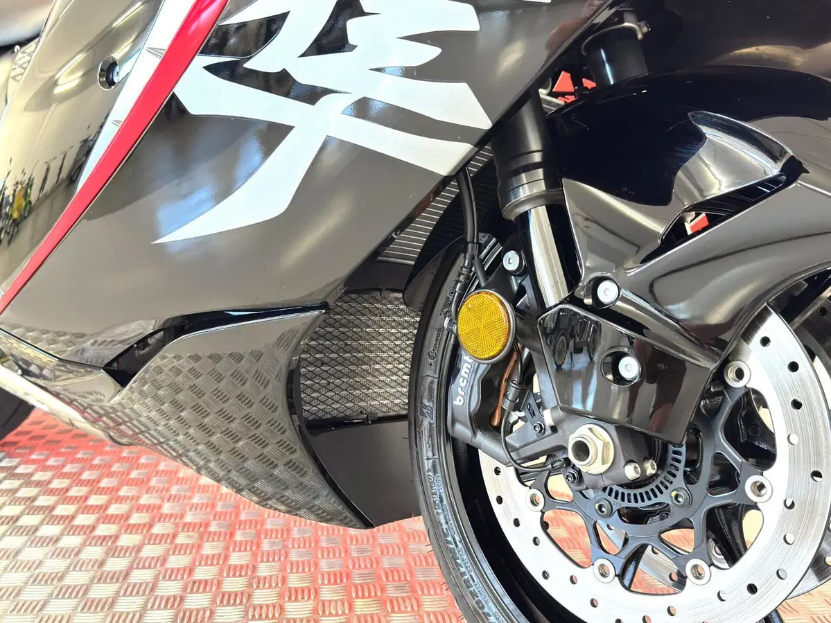 Suzuki GSX 1300 R Hayabusa (2026) (12)