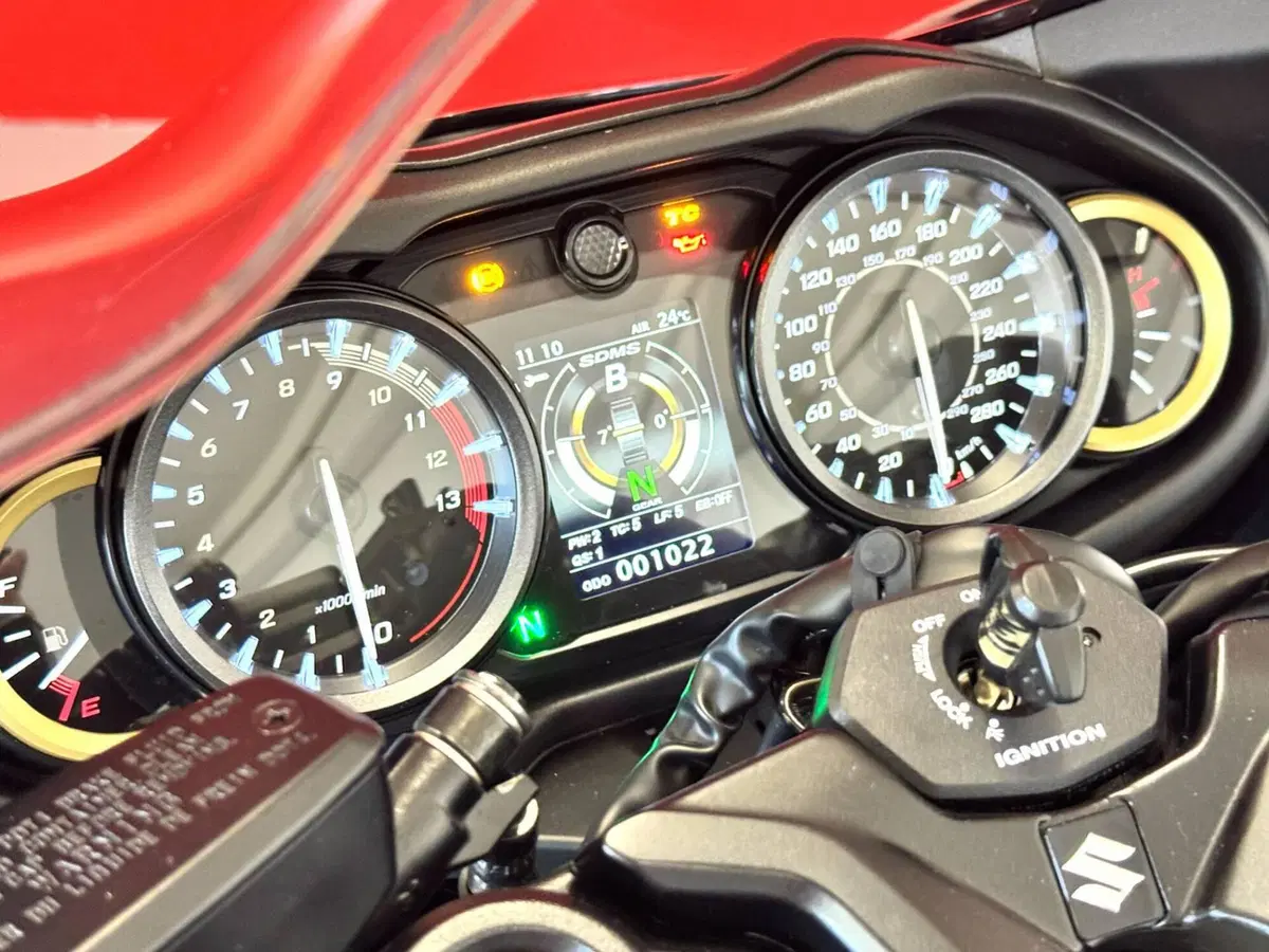Suzuki GSX 1300 R Hayabusa (2026) (18)