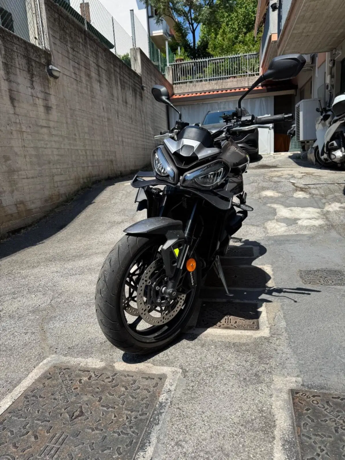 Triumph Street Triple 765 R (2023 - 26) (6)
