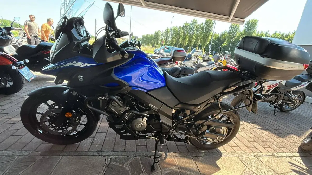 Suzuki V-Strom 650 (2021 - 25) (4)