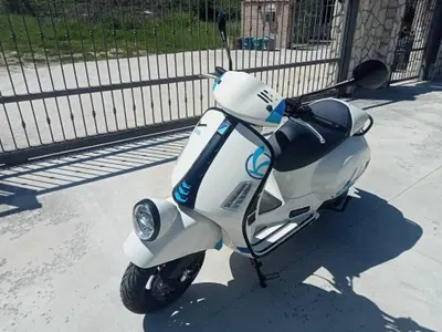 Vespa Vespa 140th of Piaggio (2024) usata
