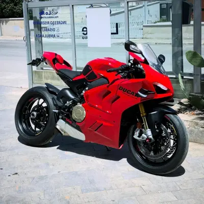 Ducati Panigale V4 S (2022 - 24) usata