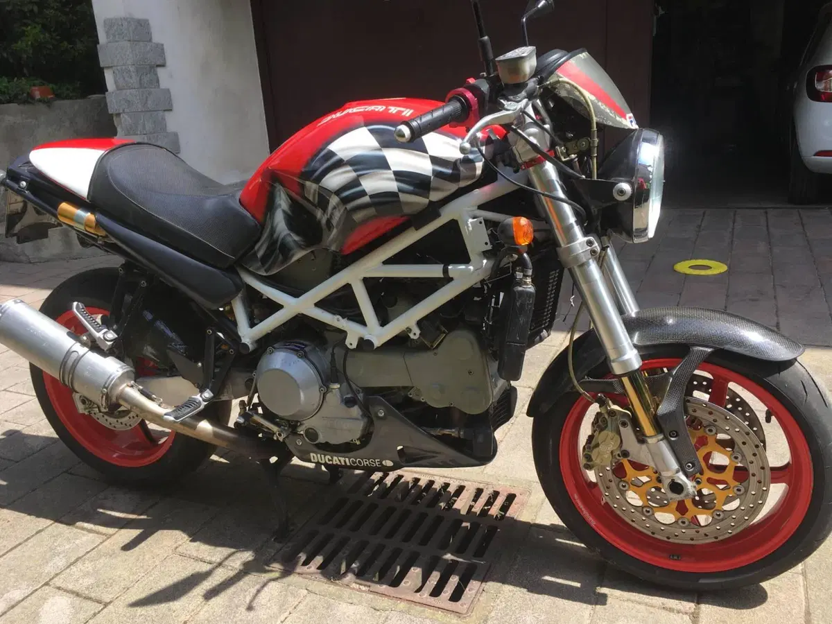 Ducati Monster S4R (2003 - 05) (2)