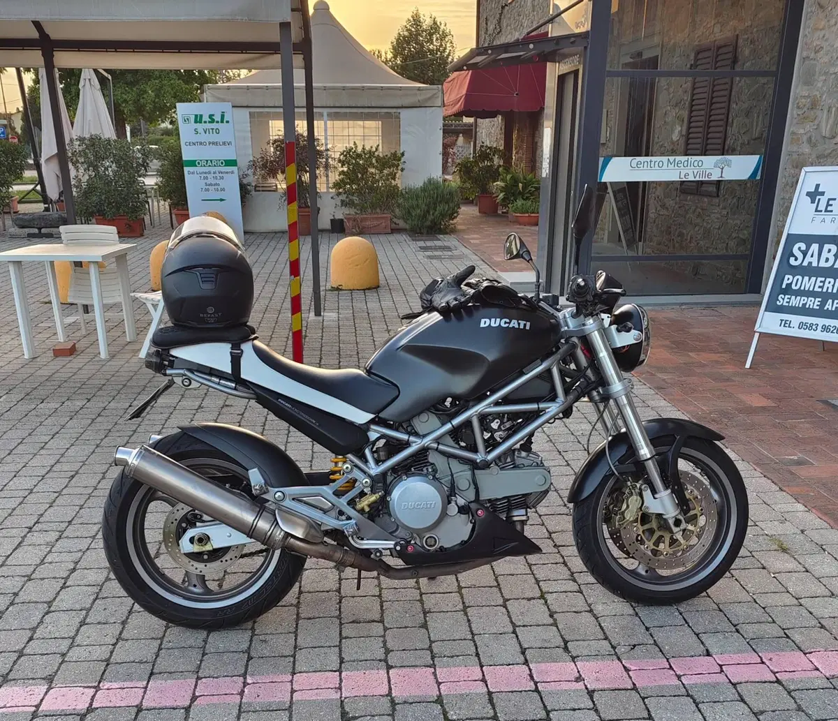 Ducati Monster 620 Dark (2003 - 06)