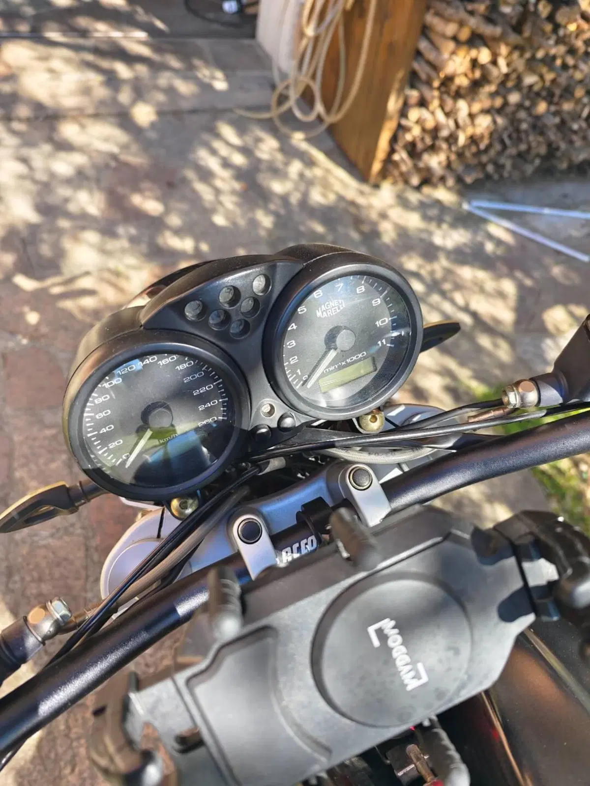 Ducati Monster 620 Dark (2003 - 06) (11)